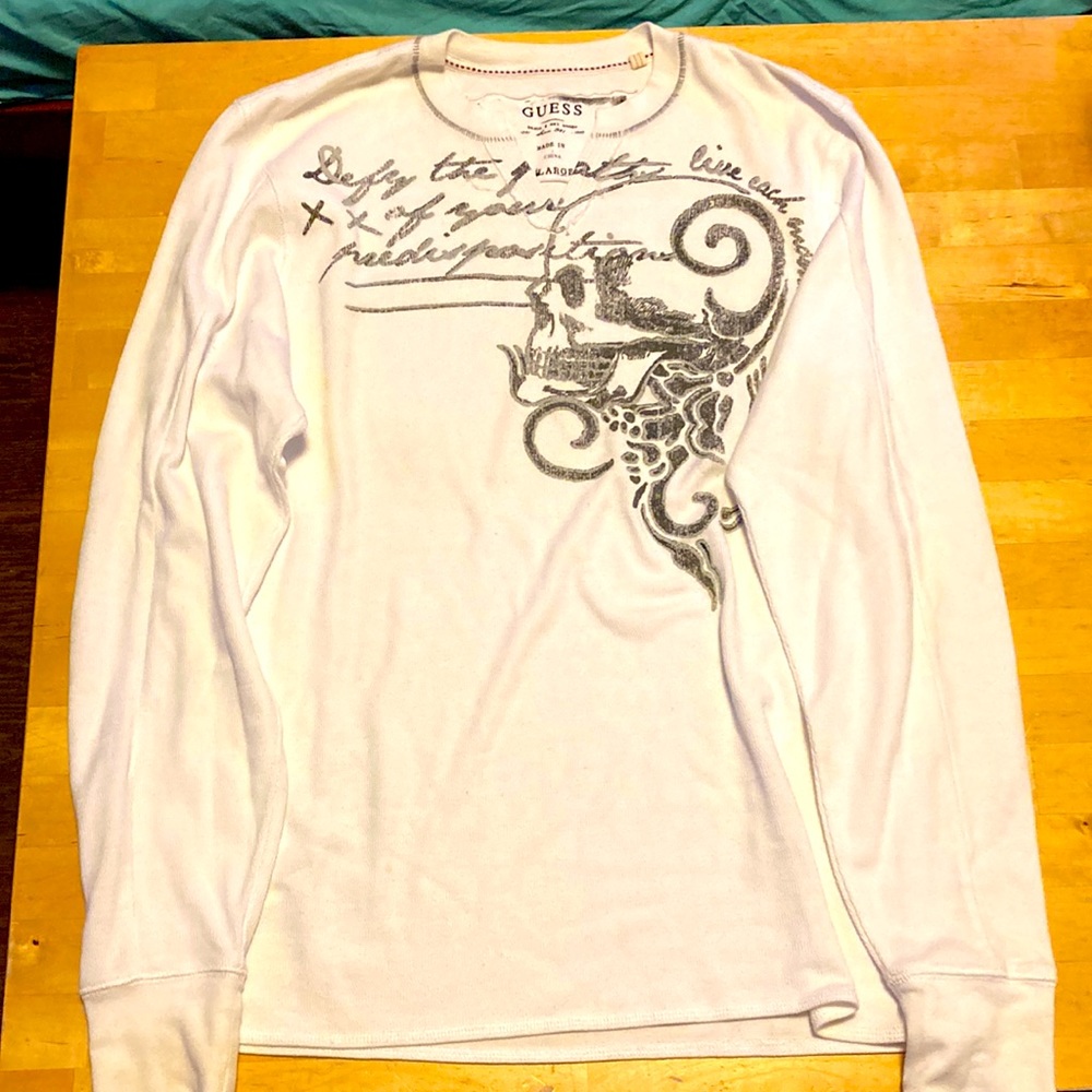 Guess vneck sweeter